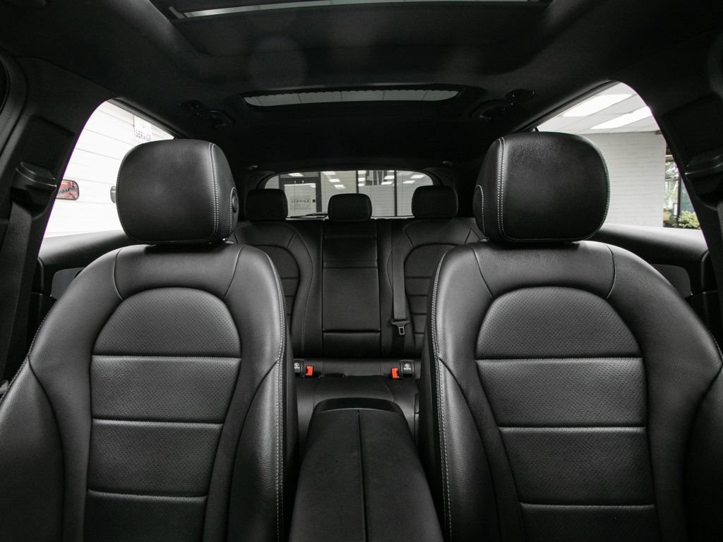 Used 2021 Mercedes-Benz GLC 300 4MATIC image 19