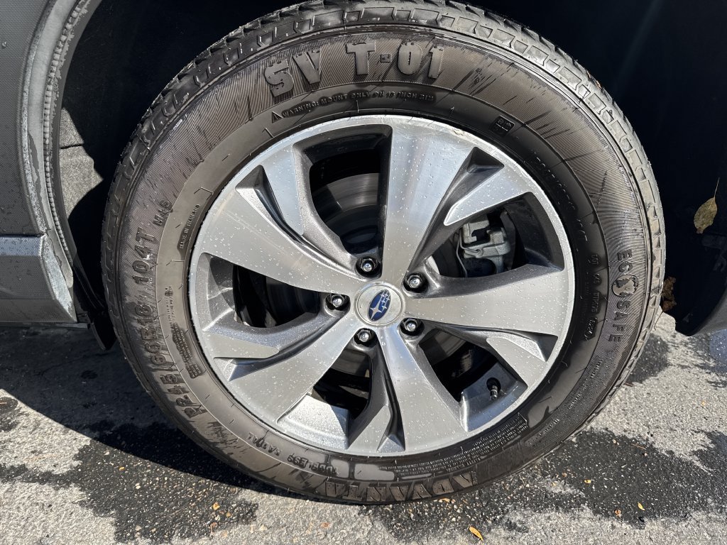 Used 2024 Subaru Ascent Premium w/ Convenience Package AWD/4WD image 9