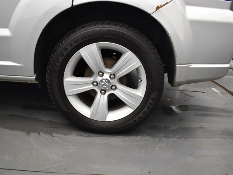 Used 2011 Dodge Caliber Mainstreet image 28