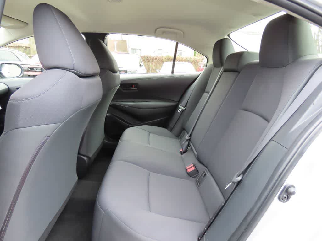 Used 2022 Toyota Corolla LE w/ Carpet Mat Package (TMS) image 13