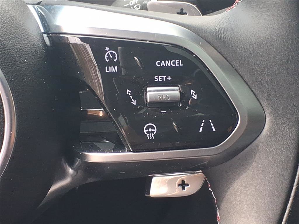 New 2026 Jaguar F-PACE SVR image 15