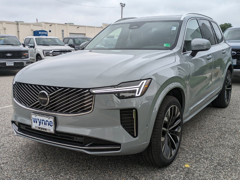 New 2026 Volvo XC90 B6 Plus w/ Protection Package Premier AWD/4WD image 8