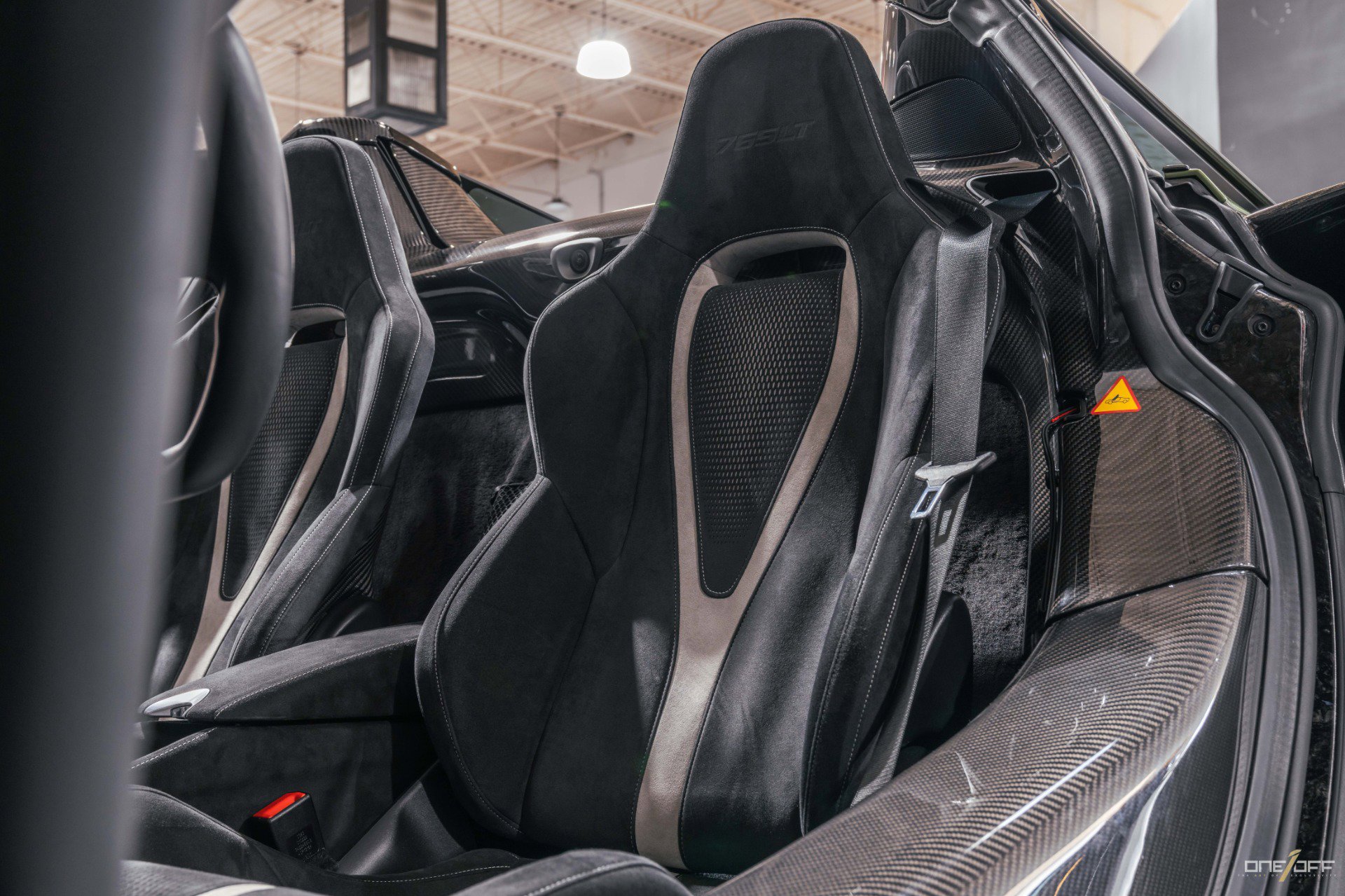 Used 2022 McLaren 765LT image 2