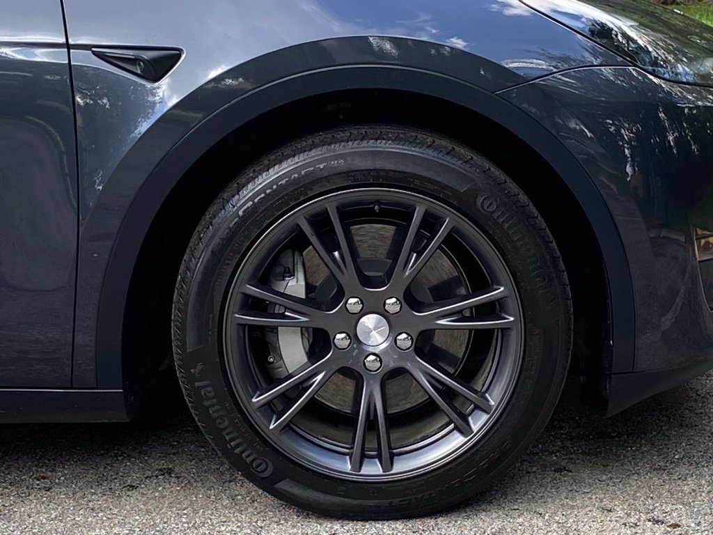 Used 2025 Tesla Model Y Long Range RWD image 16