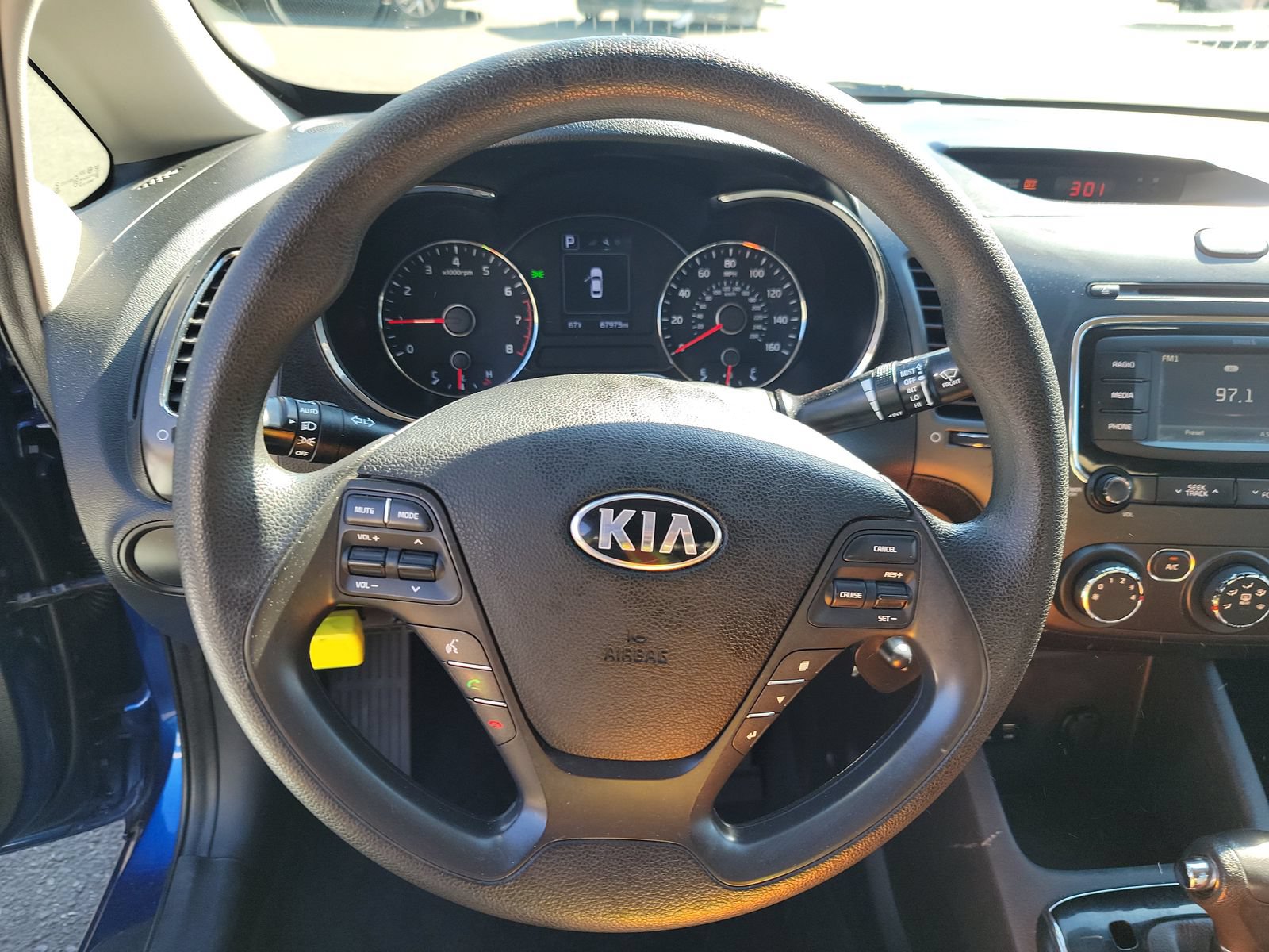 Used 2018 Kia Forte LX w/ LX Rear Camera Package FWD image 11