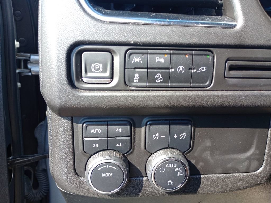 Used 2022 Chevrolet Suburban Z71 image 47