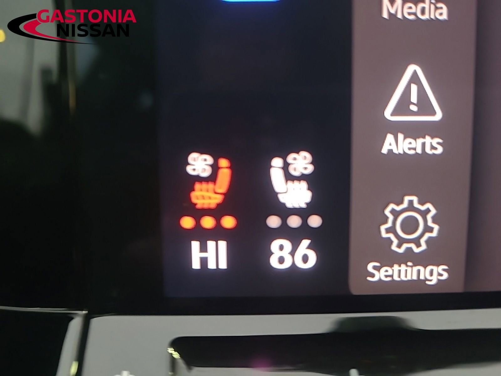 Used 2024 Volkswagen Golf R image 43