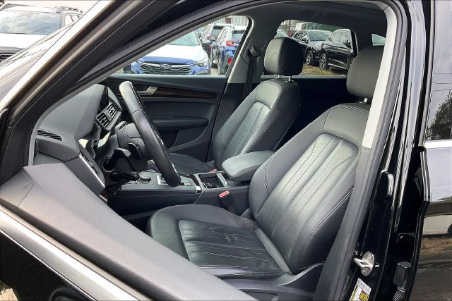 Used 2019 Audi Q5 2.0T Premium Plus w/ Convenience Package AWD/4WD image 25