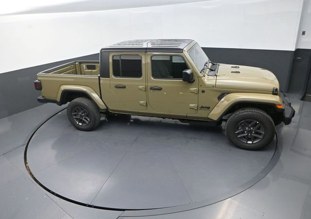 New 2026 Jeep Gladiator Sport image 18