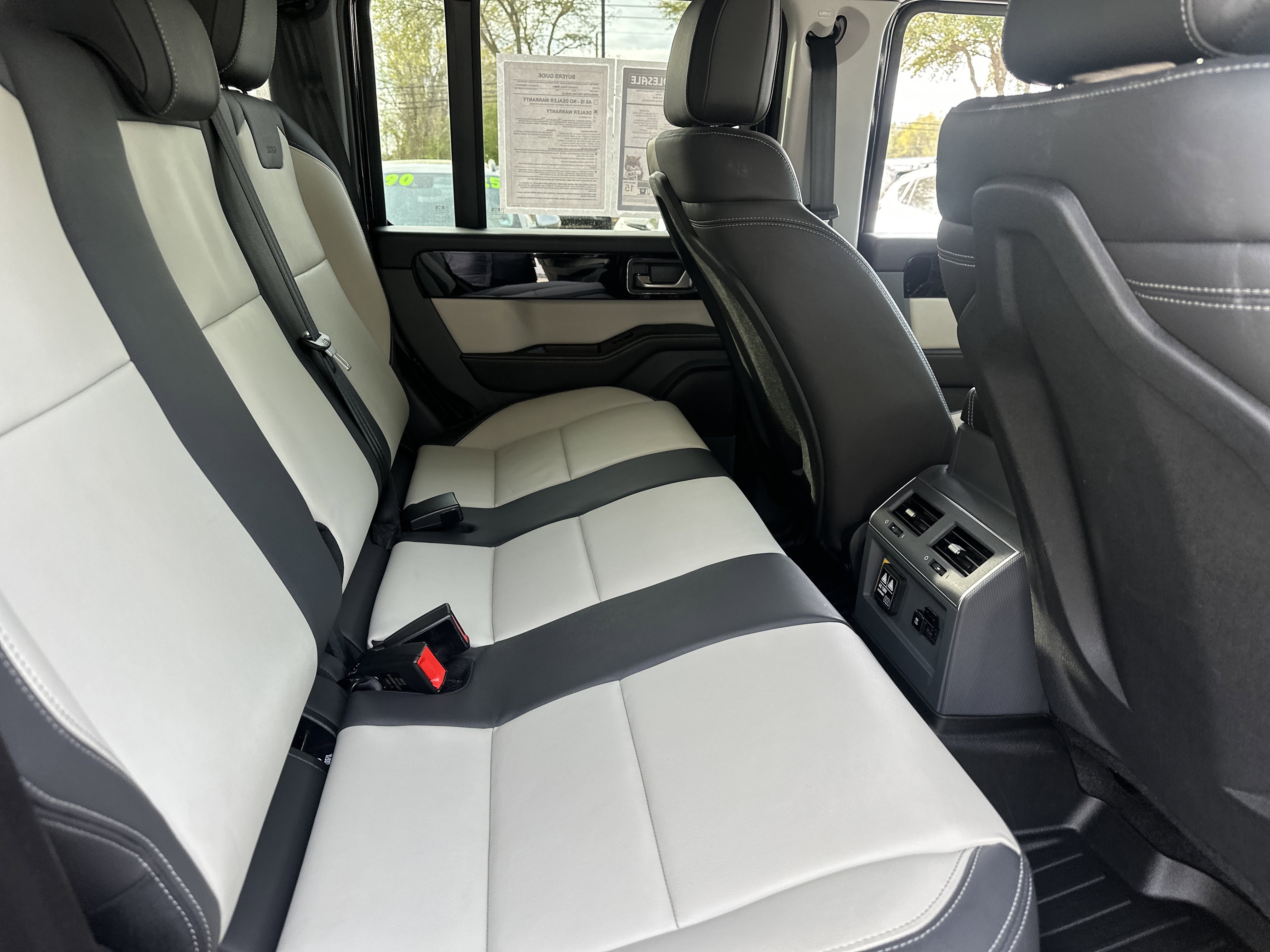 Used 2024 INEOS Grenadier Fieldmaster Edition image 14