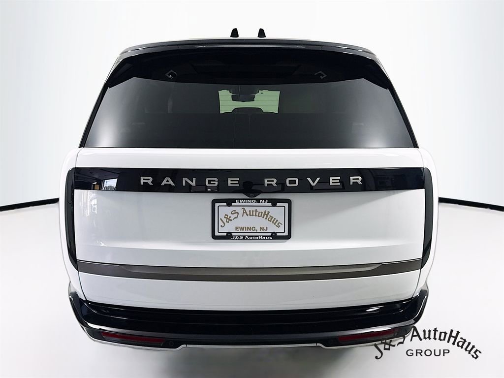 Used 2024 Land Rover Range Rover Long Wheelbase SE AWD/4WD image 6