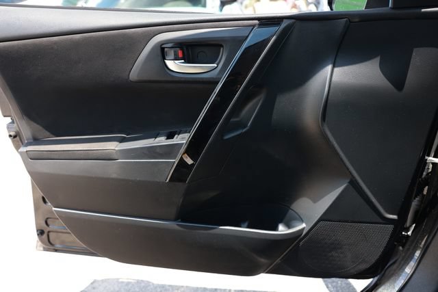 Used 2017 Toyota Corolla iM FWD image 45