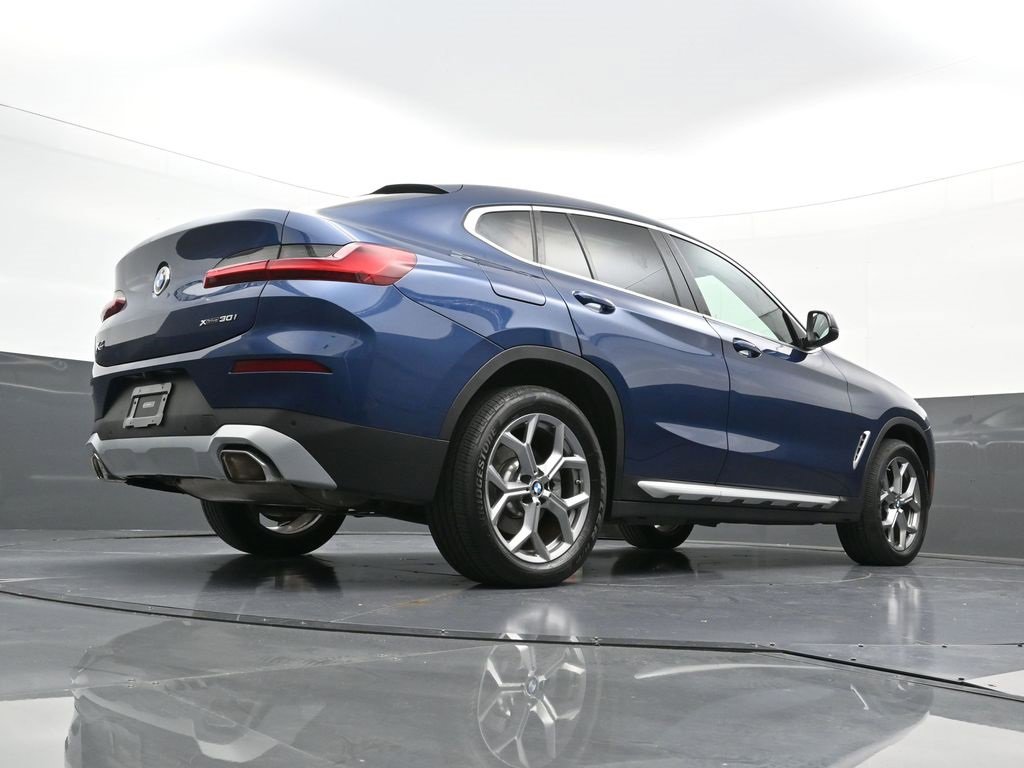Used 2024 BMW X4 xDrive30i image 27