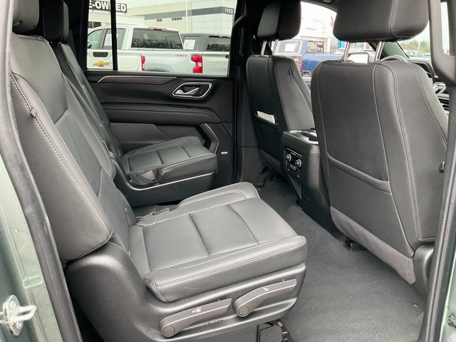 Certified 2024 Chevrolet Suburban Z71 w/ Luxury Package image 20