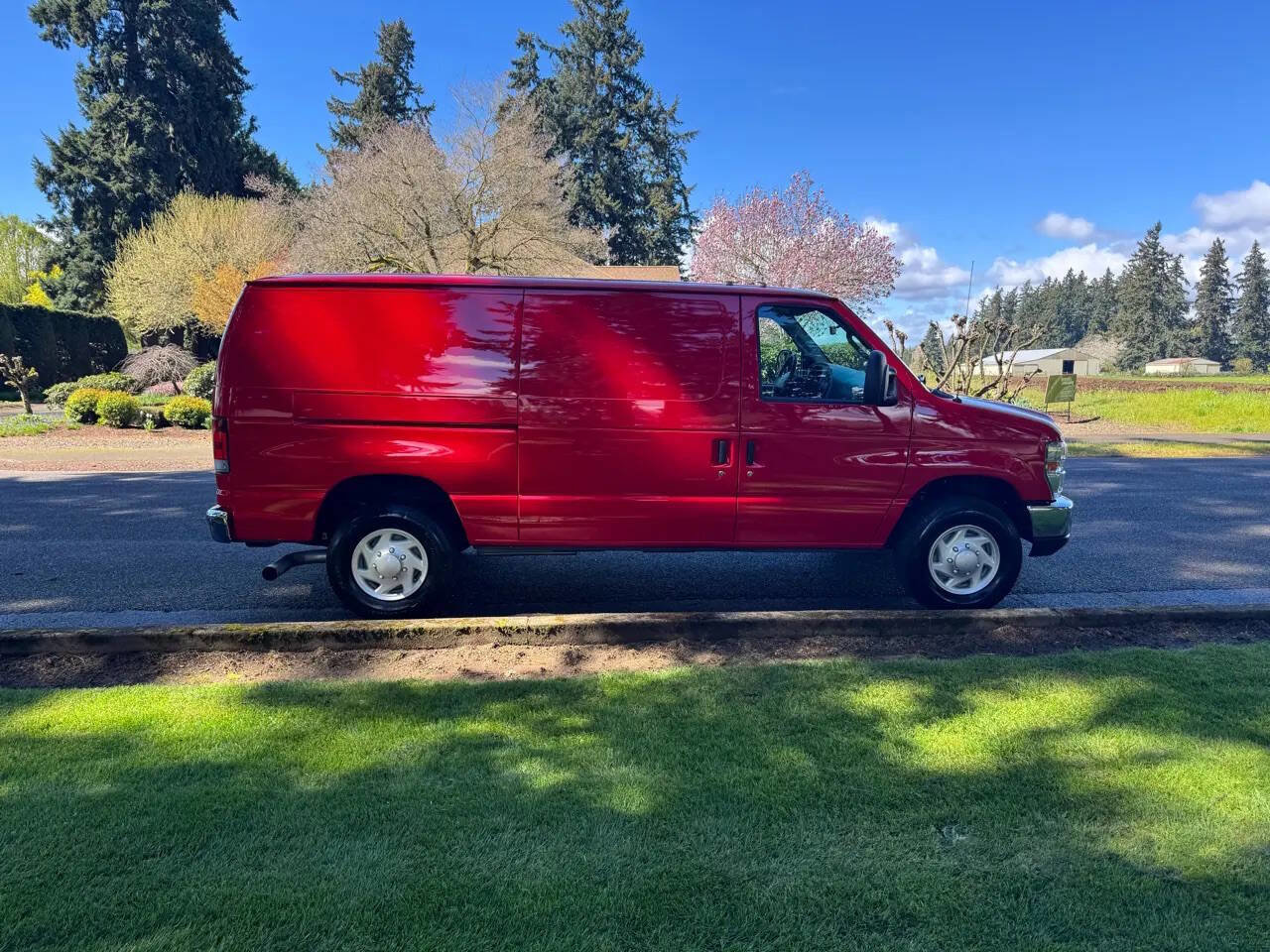 Used 2008 Ford E-350 and Econoline 350 Super Duty image 8