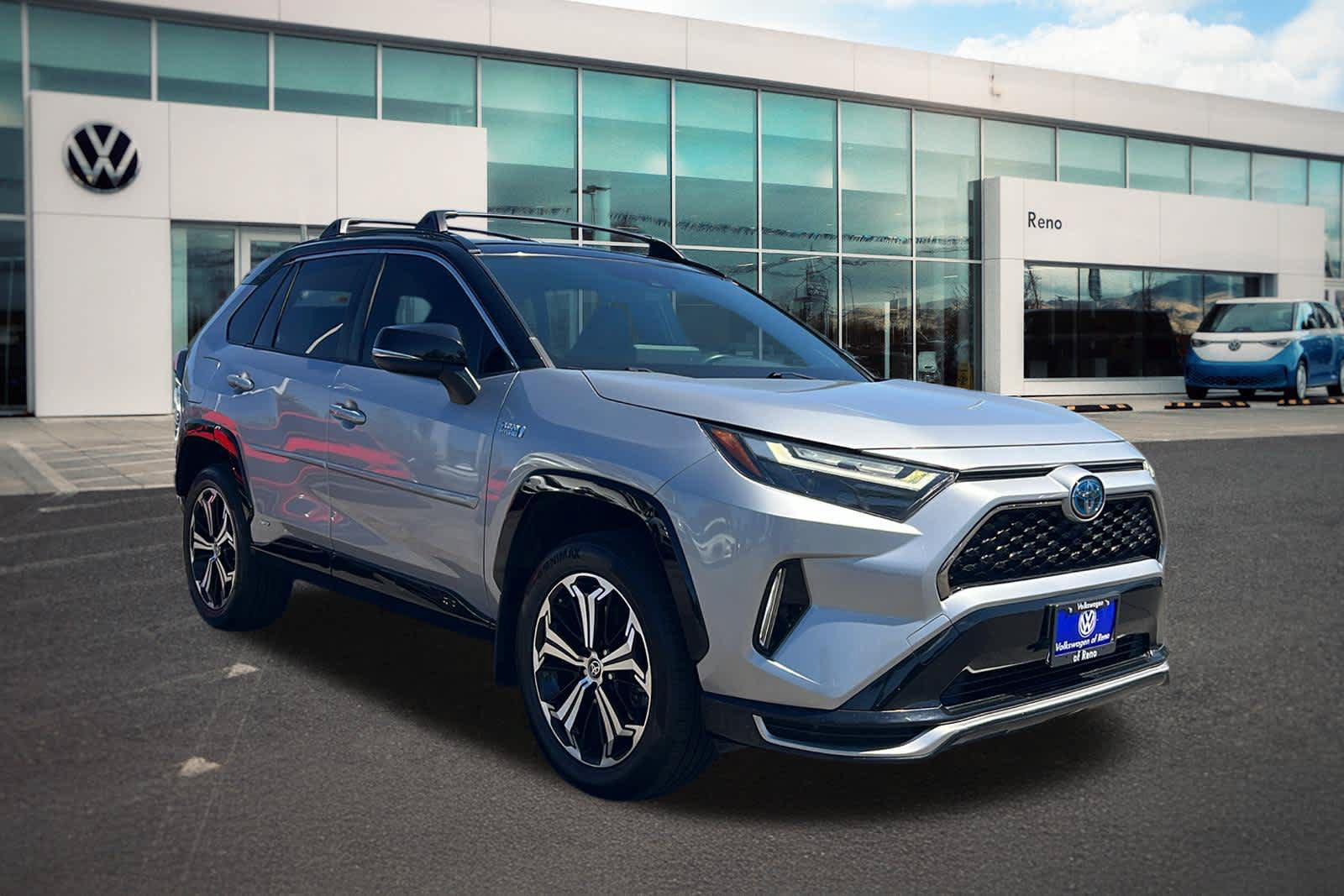 Used 2023 Toyota RAV4 XSE AWD/4WD video 3