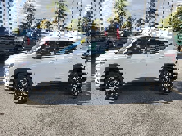 Used 2024 Chevrolet Trax RS image 4