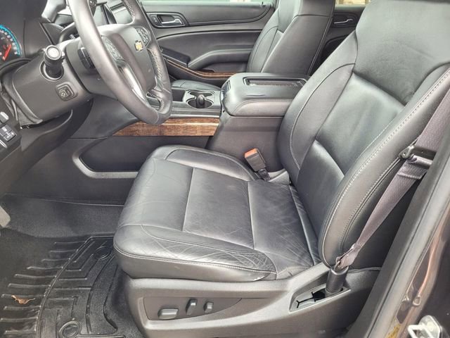 Used 2017 Chevrolet Suburban LT image 17