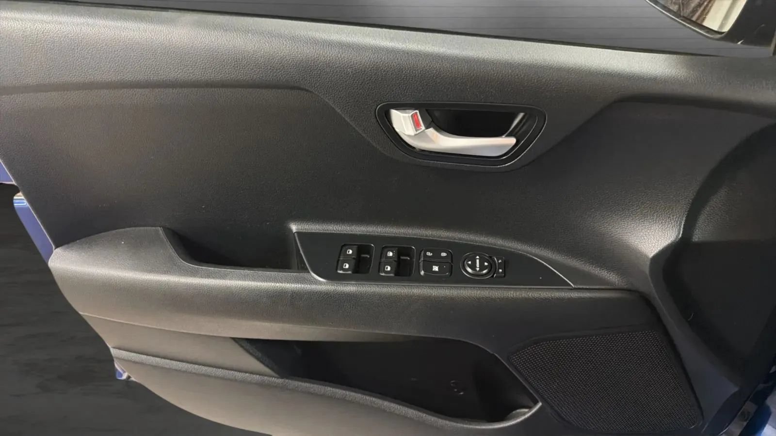 Used 2019 Kia Rio S FWD image 17