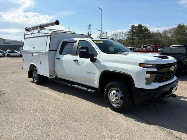 Used 2025 Chevrolet Silverado 3500 W/T w/ WT Convenience Package AWD/4WD image 1