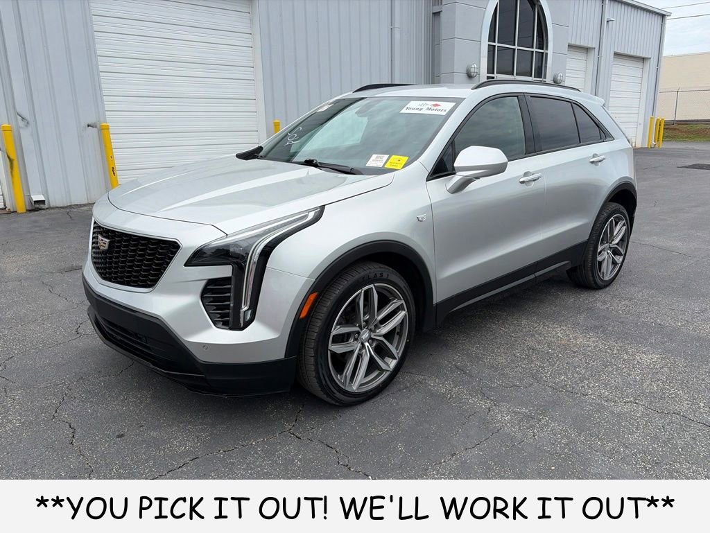Used 2019 Cadillac XT4 Sport w/ Cold Weather Package AWD/4WD image 3