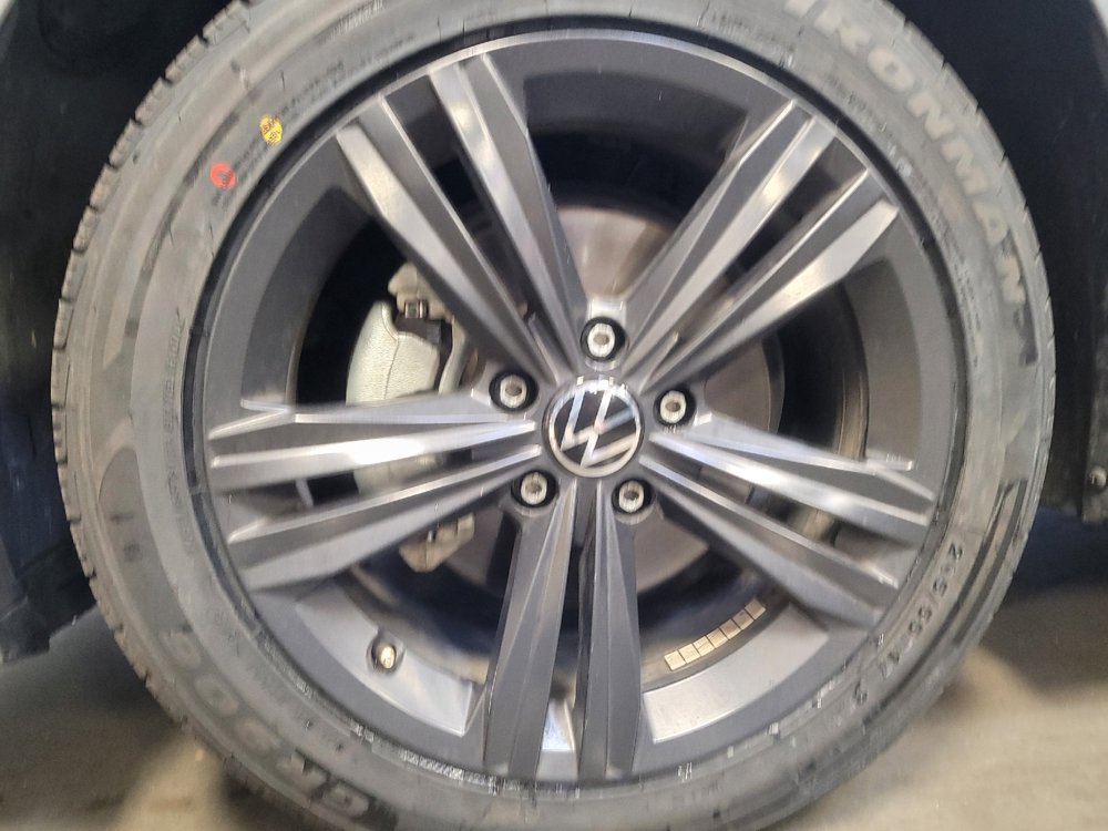 Used 2023 Volkswagen Jetta SE image 31