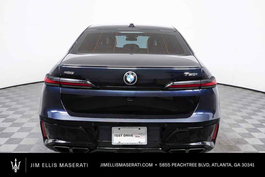 Used 2023 BMW 760i xDrive AWD/4WD image 32