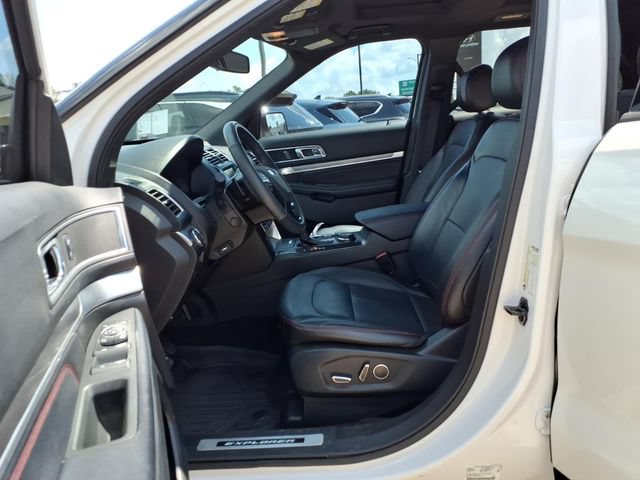 Used 2017 Ford Explorer Sport w/ Equipment Group 401A AWD/4WD image 13