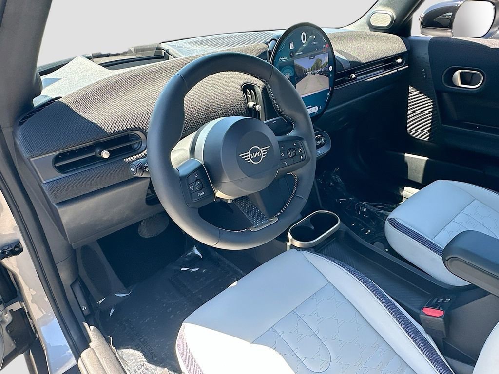 Used 2025 MINI Cooper S FWD image 9
