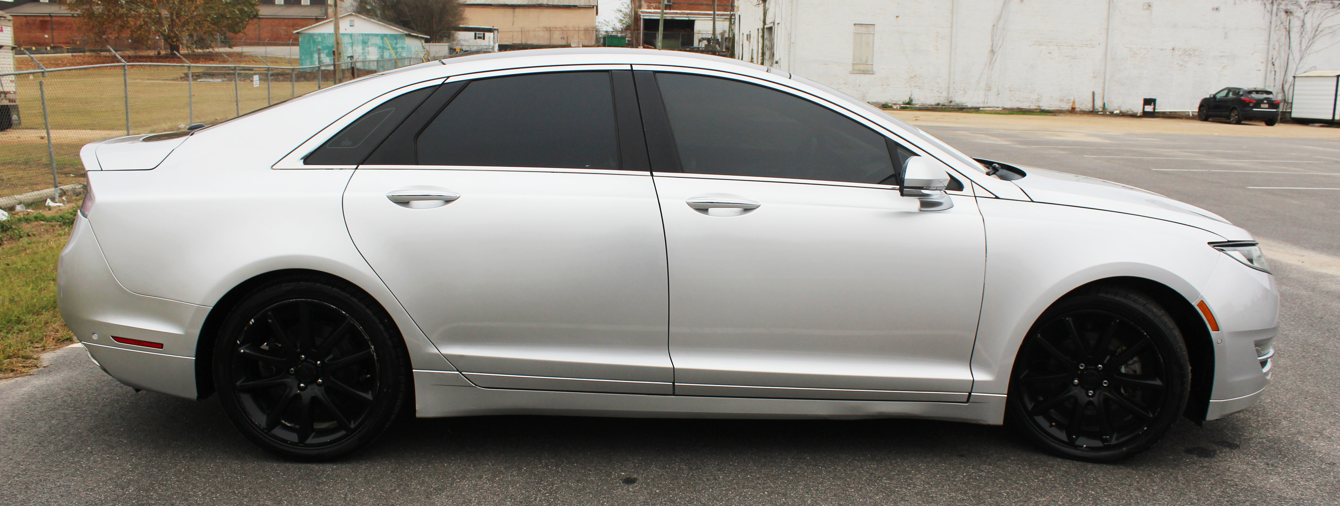 Used 2013 Lincoln MKZ Base image 8