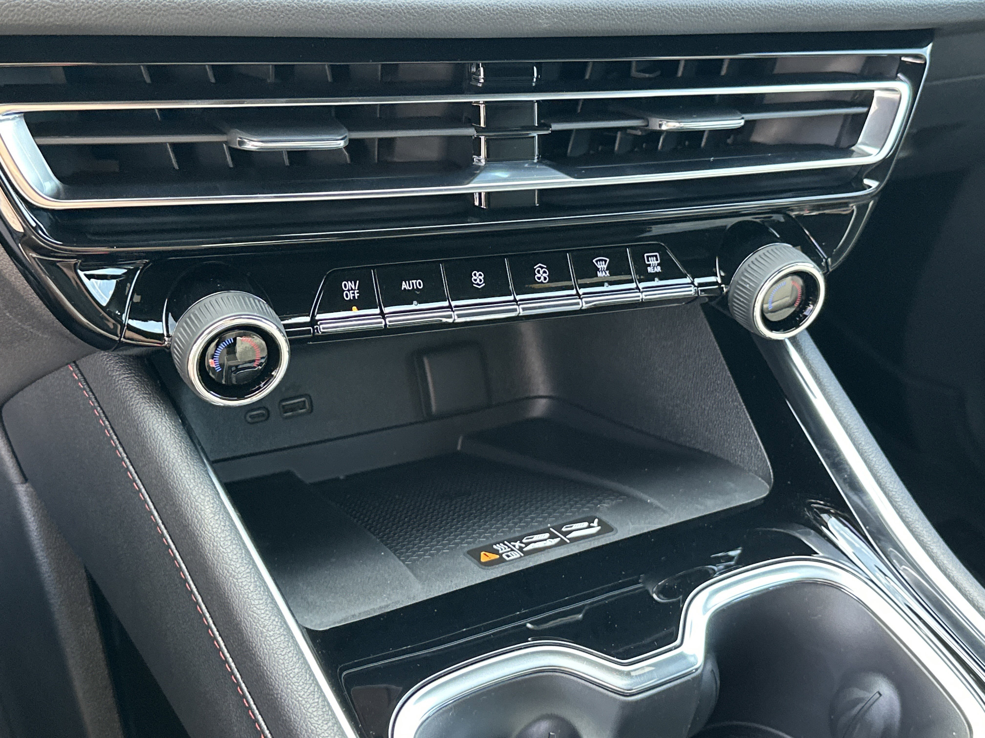 New 2026 Chevrolet Traverse Z71 w/ Enhanced Driving Package image 23