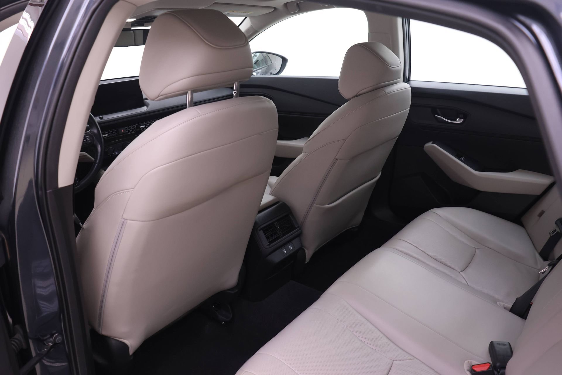 Used 2023 Honda Accord EX-L image 11