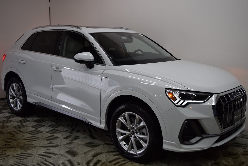 New 2025 Audi Q3 2.0T Premium Plus