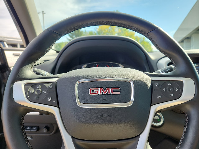 Used 2023 GMC Terrain SLT w/ LPO, 'HIT The Road' Package AWD/4WD image 19