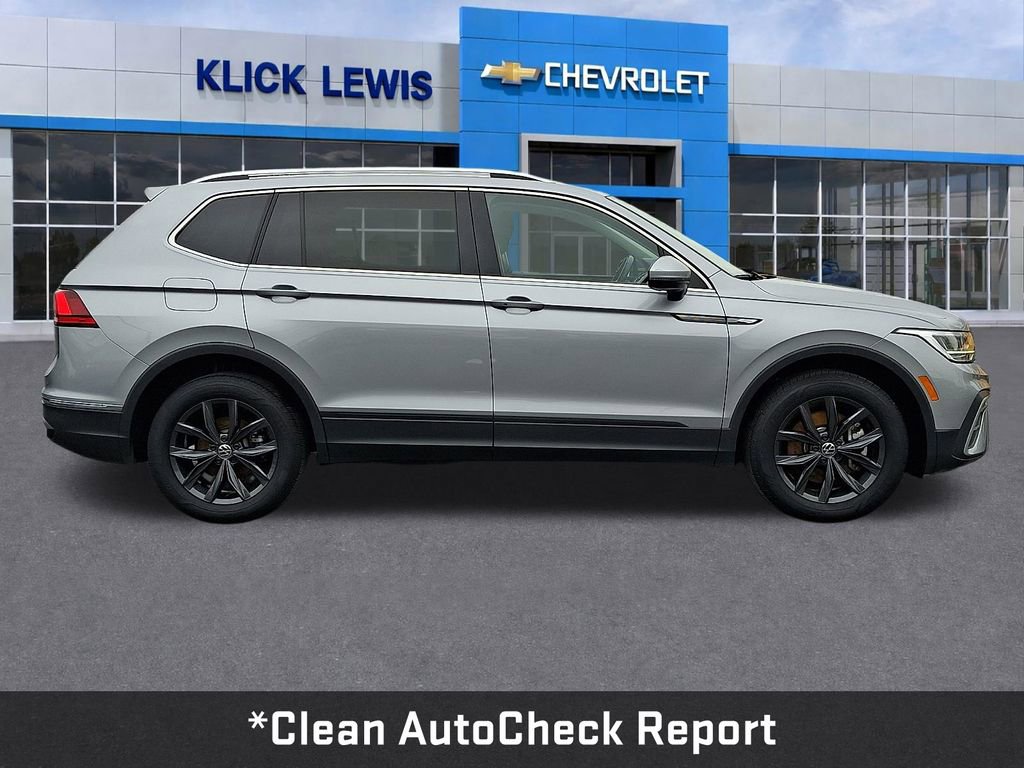 Used 2024 Volkswagen Tiguan Wolfsburg Edition image 9