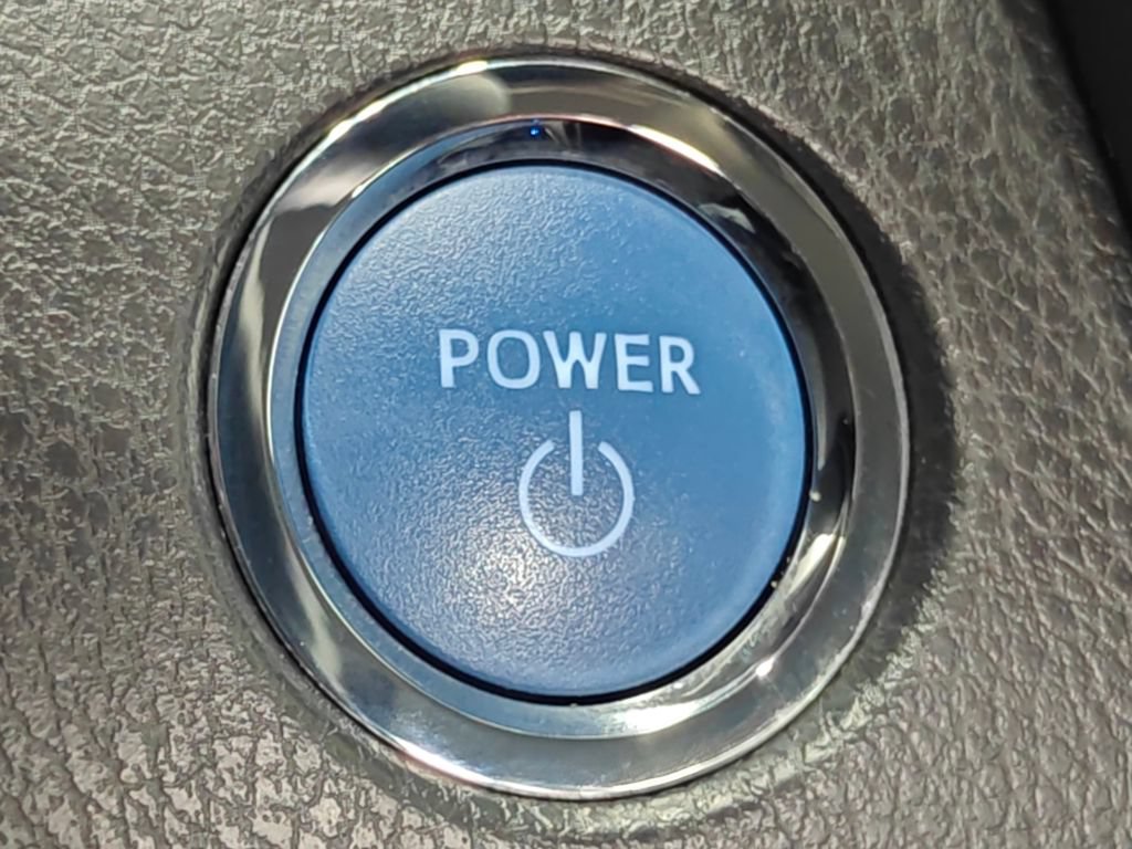 Used 2021 Toyota Camry SE FWD image 10