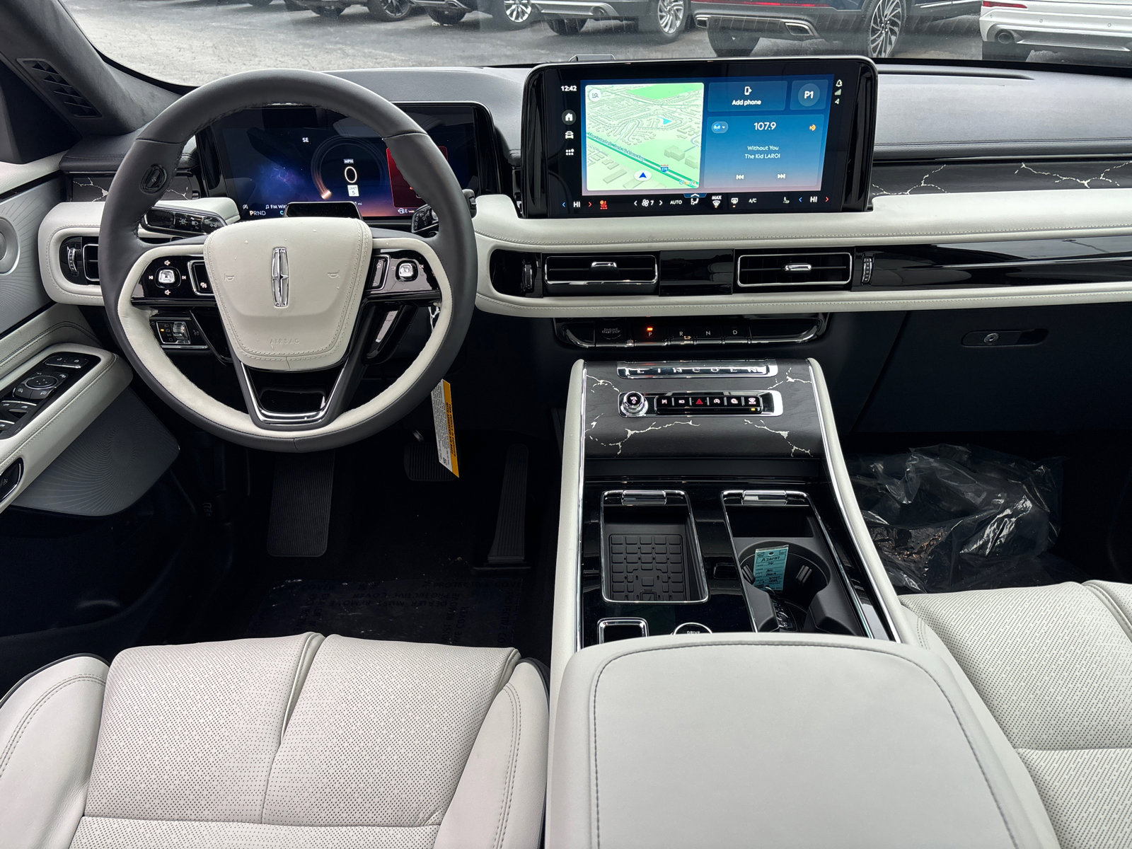 New 2026 Lincoln Aviator Black Label w/ Dynamic Handling Package image 28