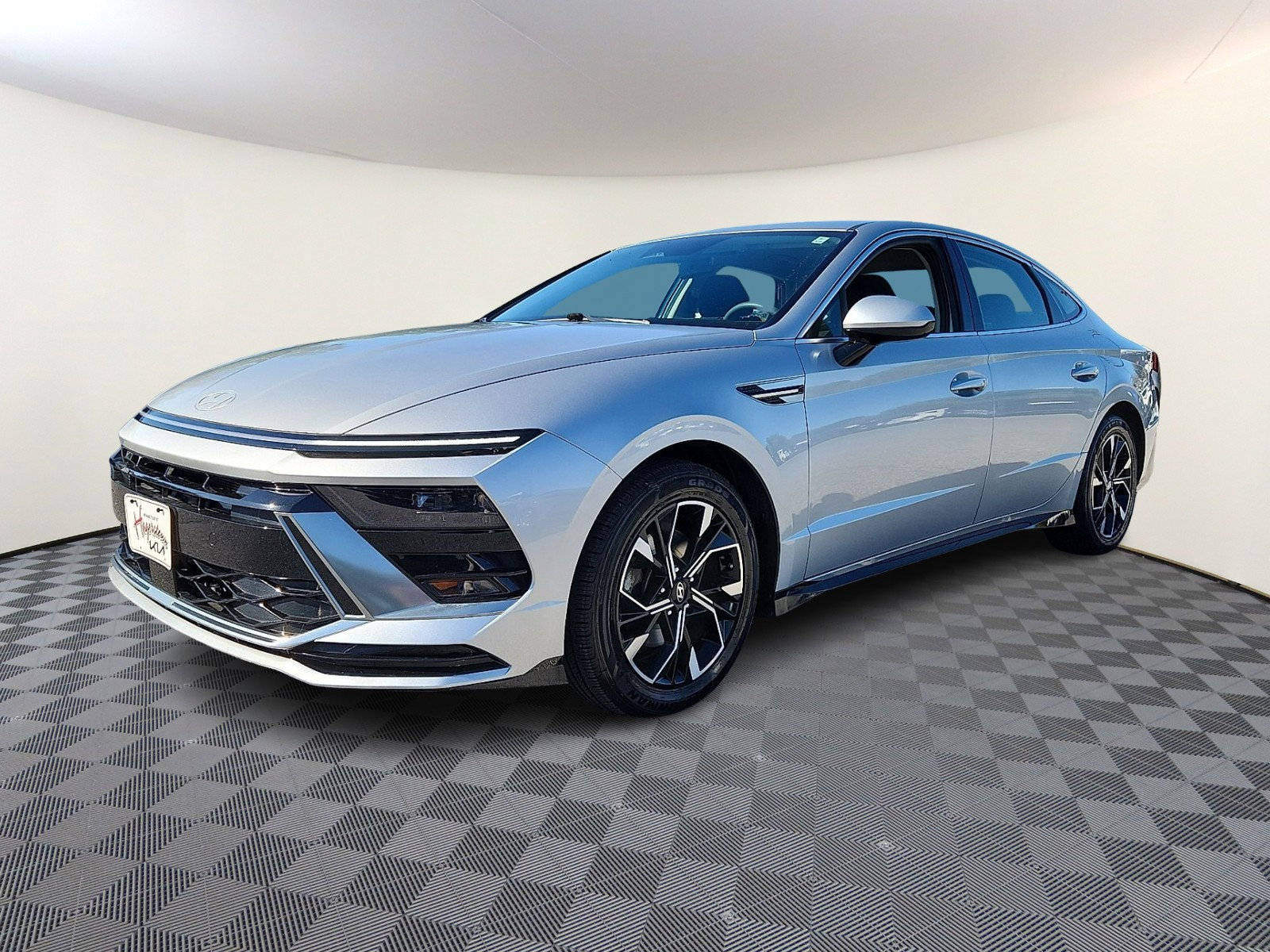 Used 2024 Hyundai Sonata SEL FWD image 3