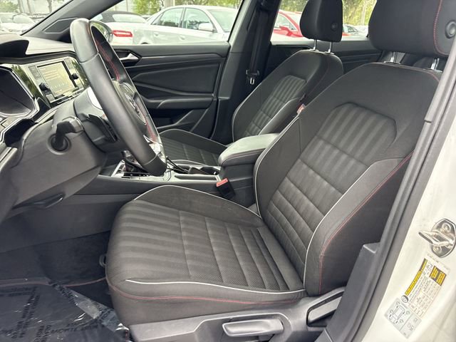 Used 2019 Volkswagen Jetta GLI image 11