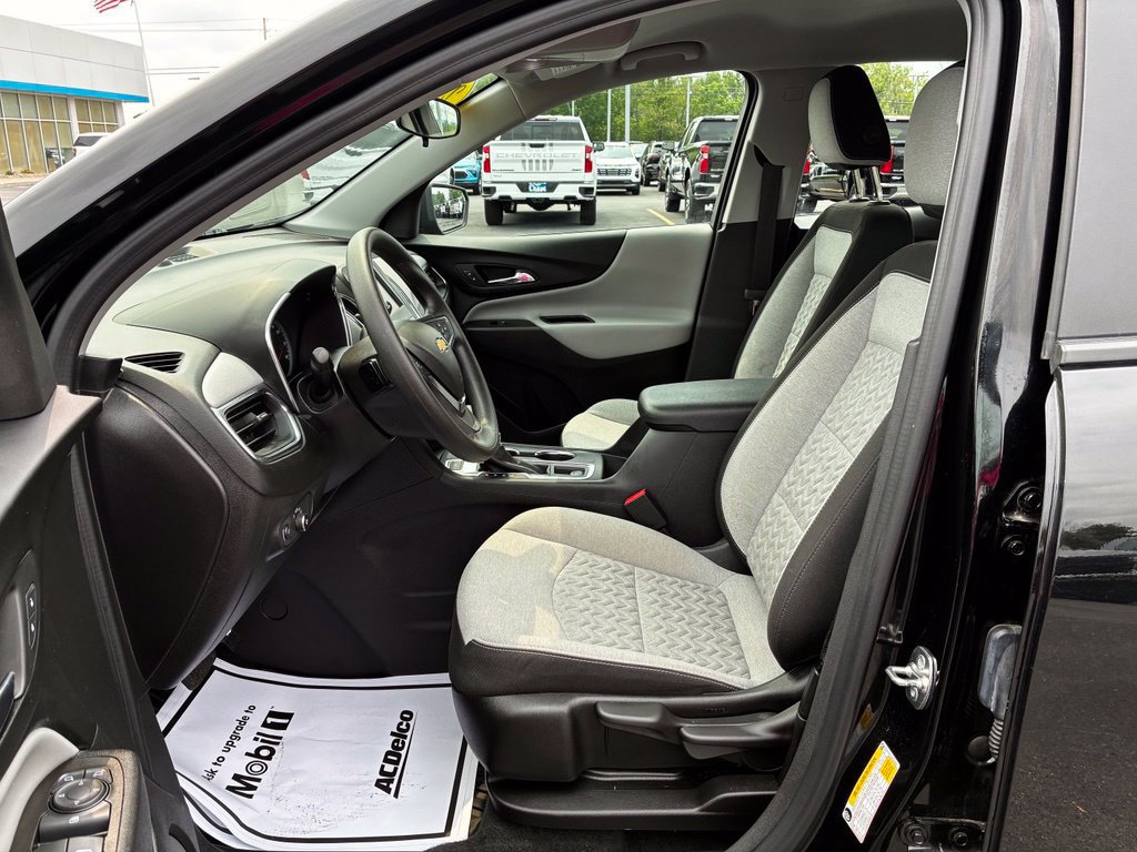 Certified 2024 Chevrolet Equinox LS AWD/4WD image 6