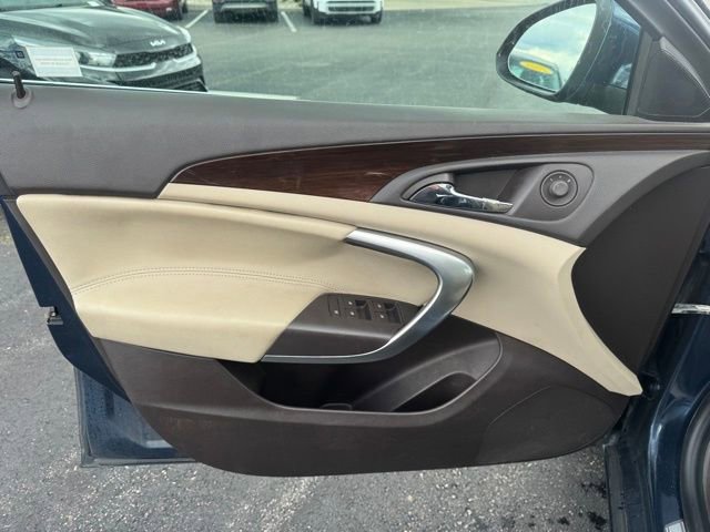 Used 2011 Buick Regal CXL w/ RL3 Preferred Equipment Group FWD image 13