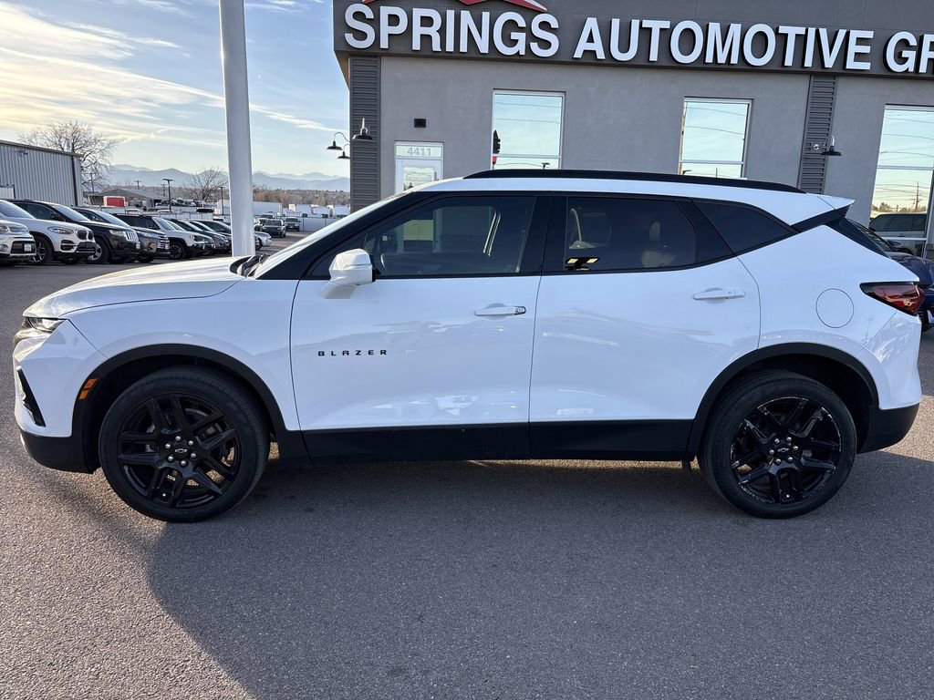 Used 2022 Chevrolet Blazer LT w/ Sound & Technology Package image 2