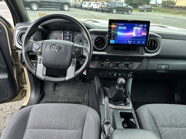 Used 2019 Toyota Tacoma TRD Off-Road image 12
