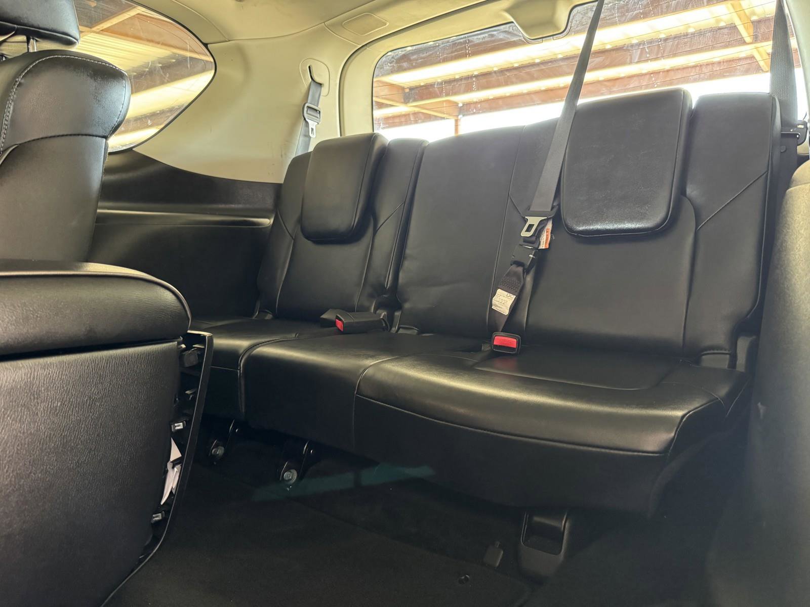 Used 2024 INFINITI QX80 Luxe image 32
