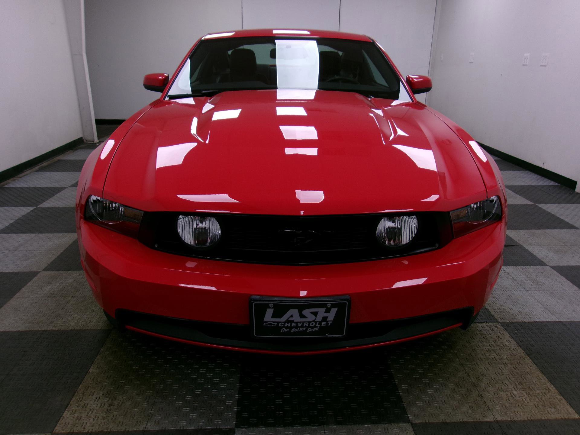 Used 2010 Ford Mustang GT image 13
