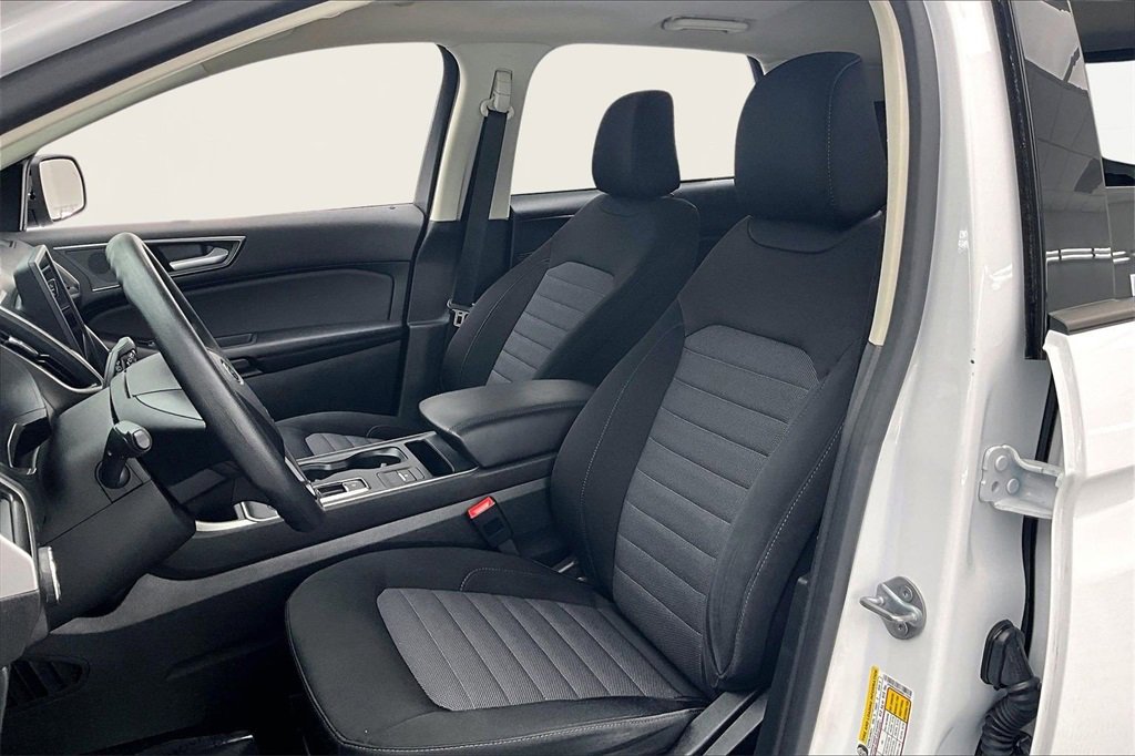 Used 2022 Ford Edge SE w/ Black Appearance Package image 25