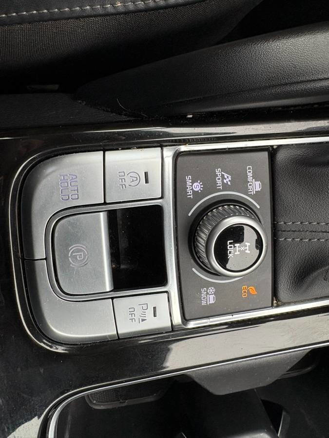 Used 2020 Kia Telluride S image 18