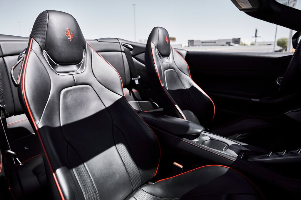 Used 2020 Ferrari Portofino RWD image 44