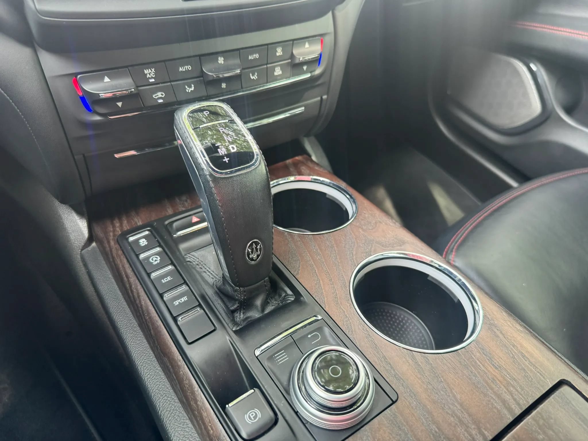Used 2019 Maserati Ghibli S GranLusso AWD/4WD image 38