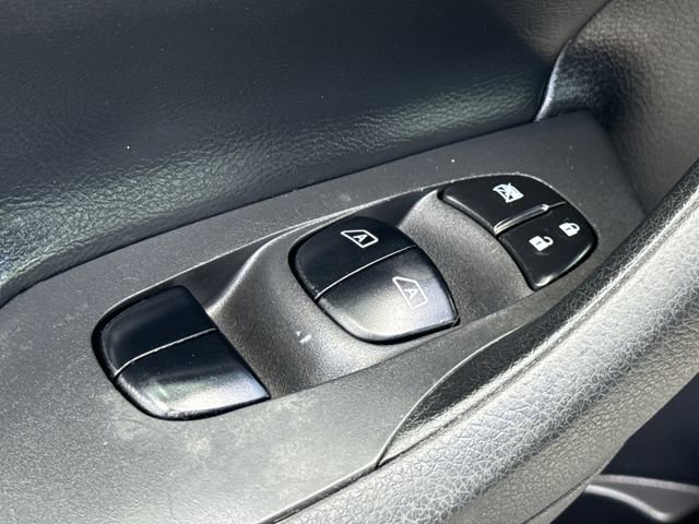 Used 2016 Nissan Altima 2.5 SL w/ 2.5 Technology Package FWD image 23